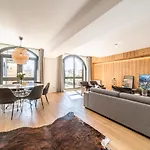 Le Gui - By Emerald Apartment *
