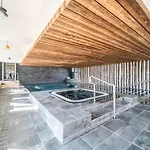 Le Gui - By Emerald Apartment *